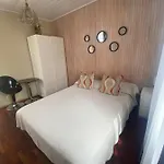 Konukevi Apartamentai “geliu Aleja” 3*
