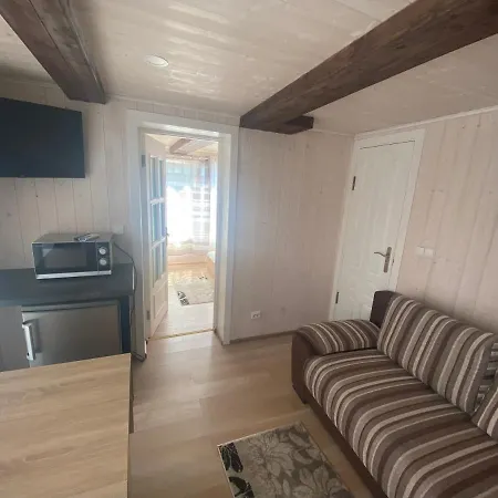 Apartamentai “geliu Aleja” Guest house